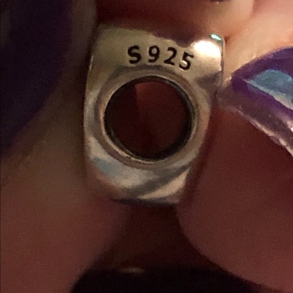 Retired Authentic Pandora charm - Picture 2 of 3
